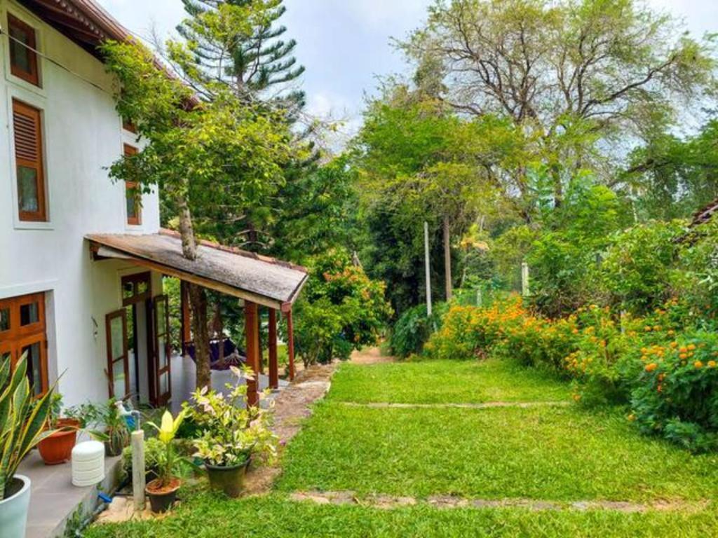 Villa Dinoos- Weligama Luaran gambar