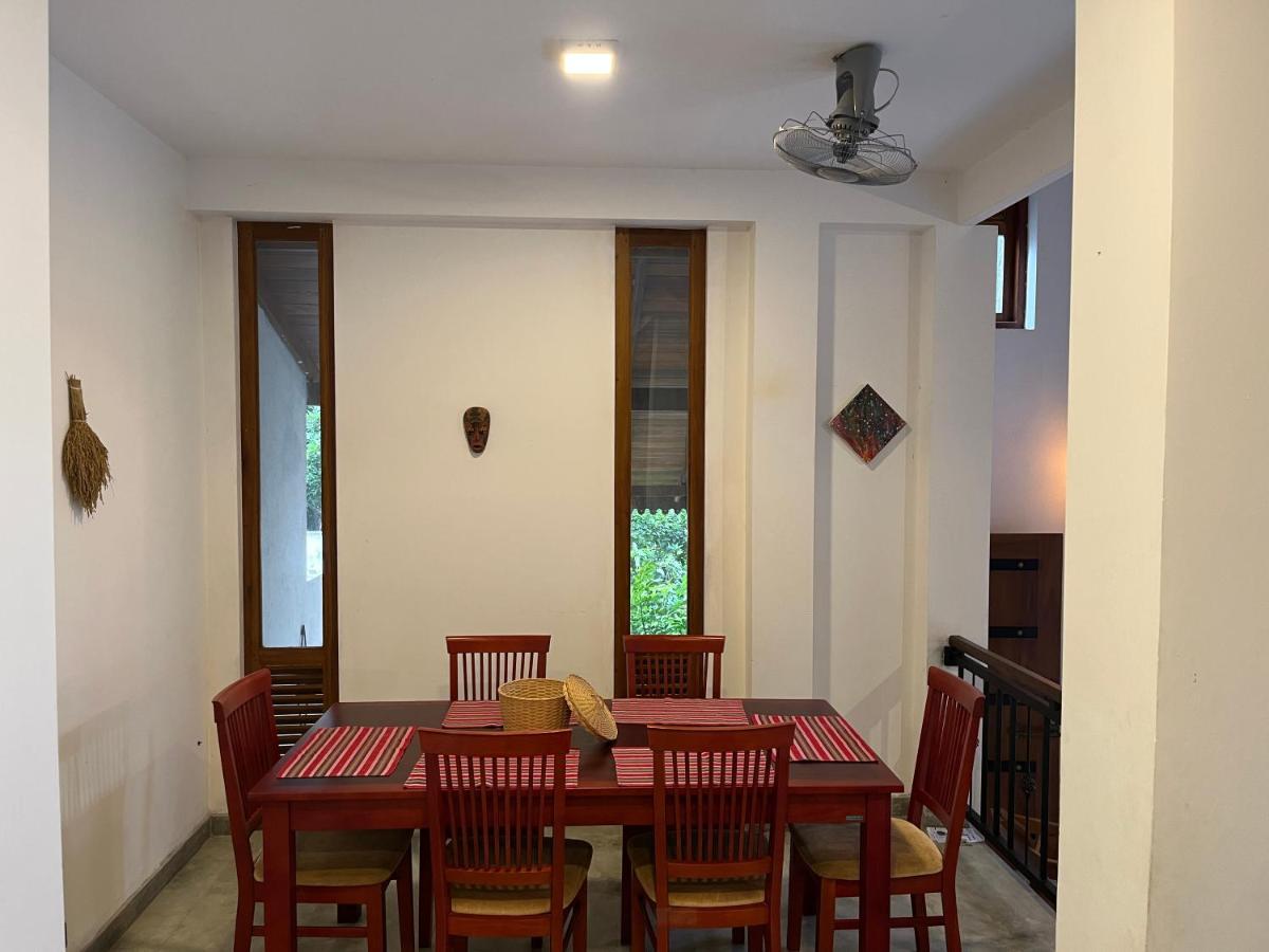 Villa Dinoos- Weligama Luaran gambar